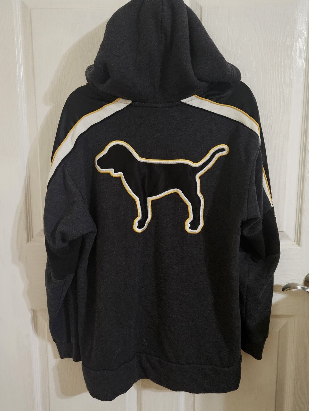 VS PINK Oversized Dog Logo Quarter Zip 🐕🖤
